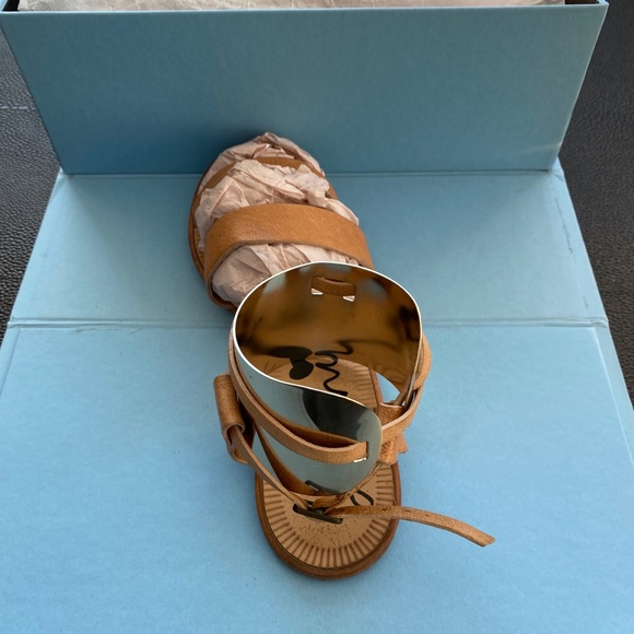 Lanvin flat sandals with silver cuffs from runway - Picture 4 of 11